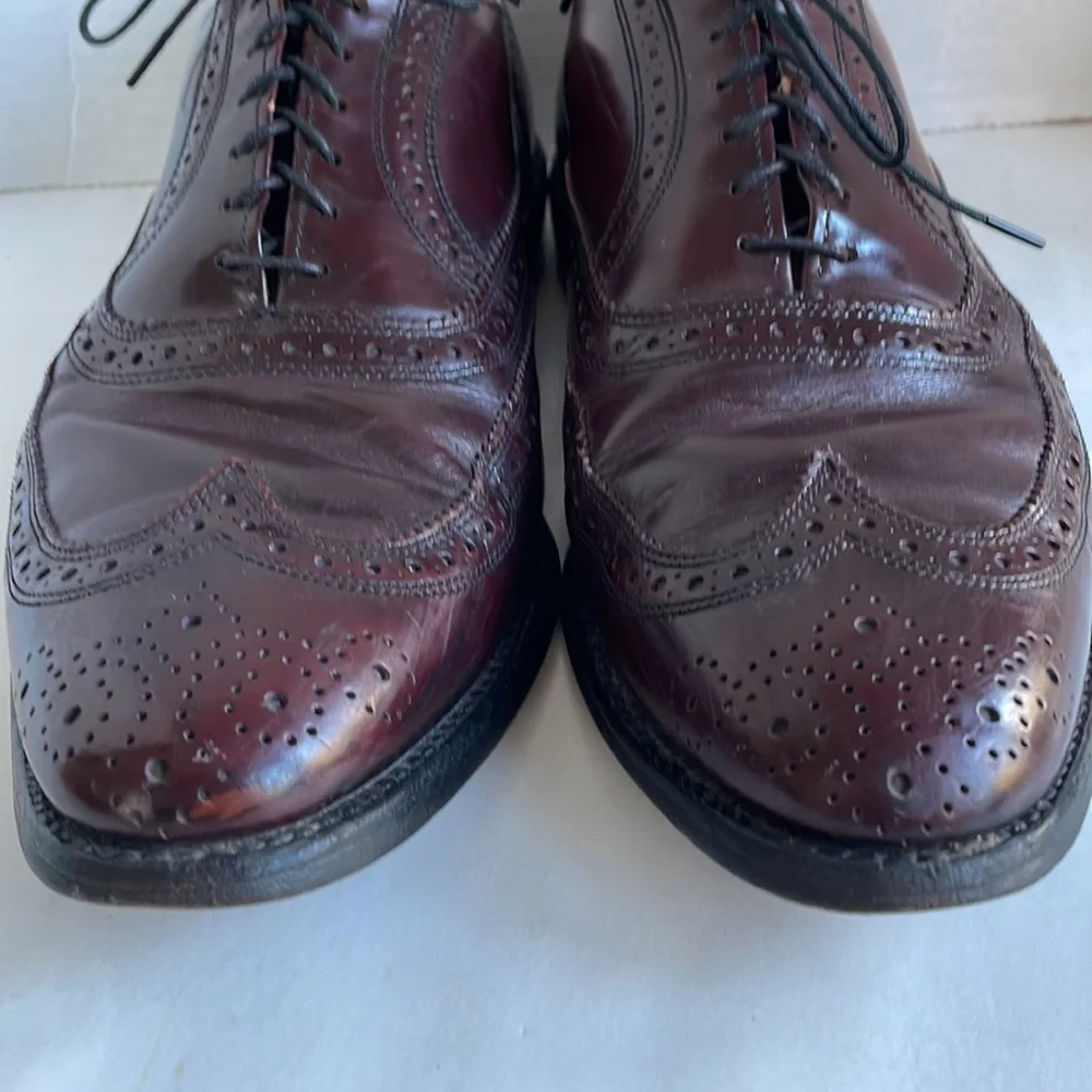 Allen Edmonds questions leave
